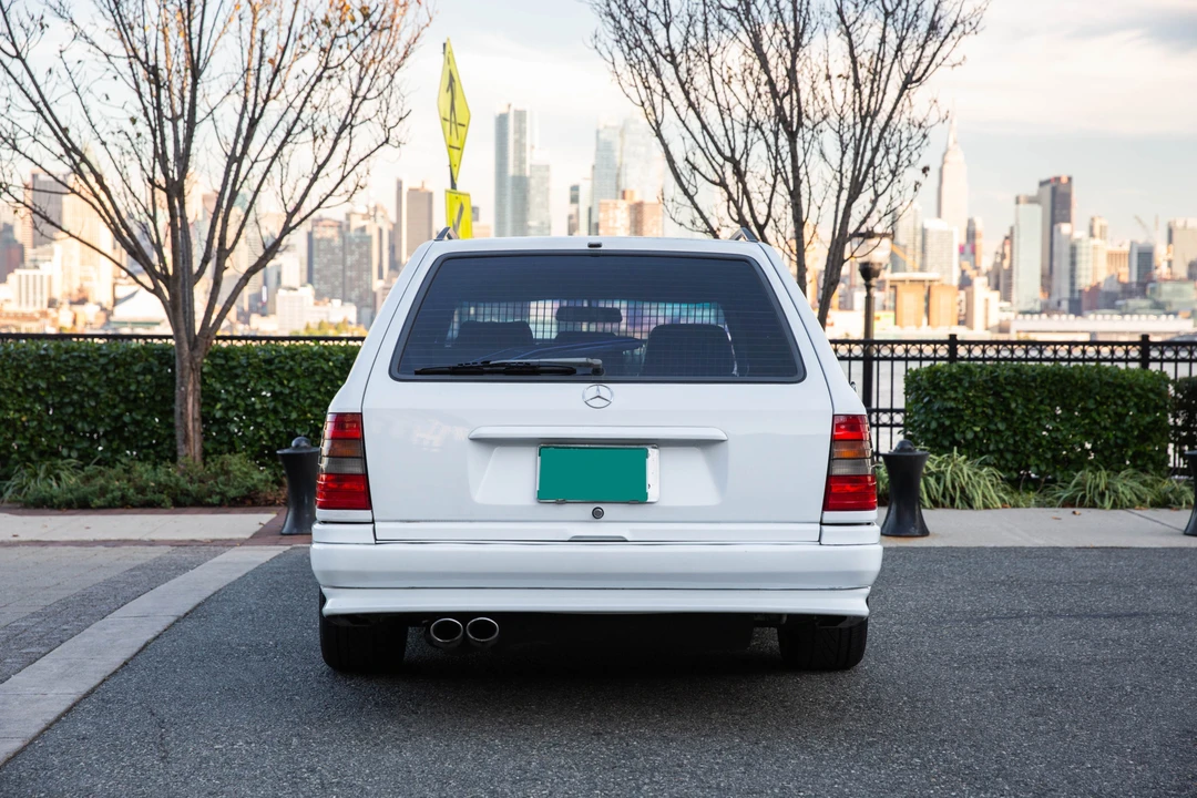 1989 Mercedes-Benz W124 E-Class - Image 5 of 31