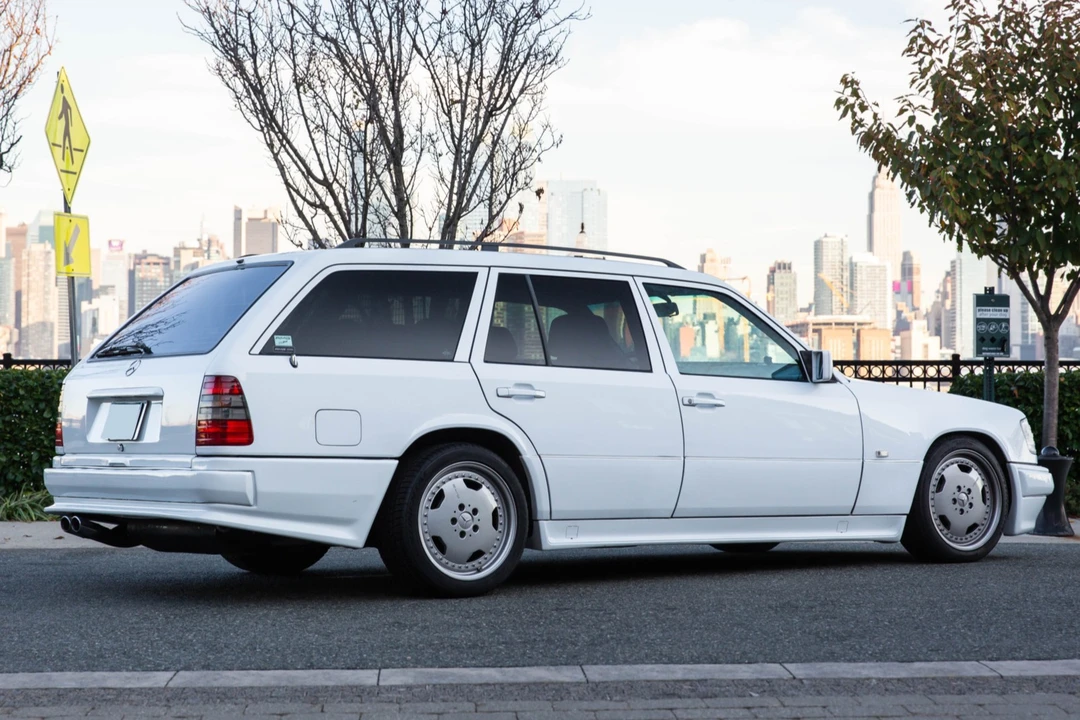 1989 Mercedes-Benz W124 E-Class - Image 6 of 31