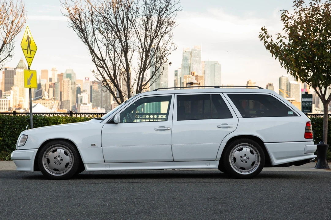 1989 Mercedes-Benz W124 E-Class - Image 3 of 31