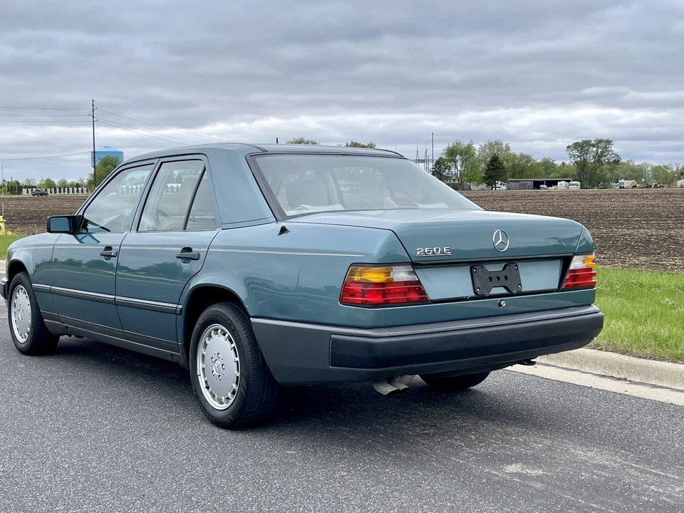 1989 Mercedes-Benz W124 E-Class - Image 22 of 31