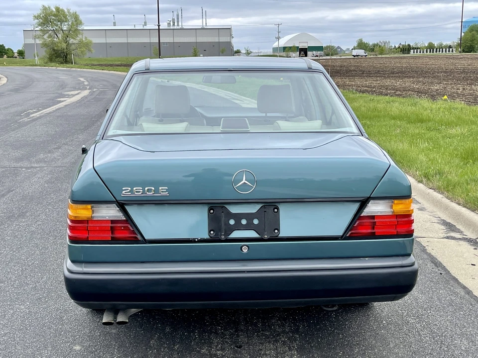 1989 Mercedes-Benz W124 E-Class - Image 20 of 31