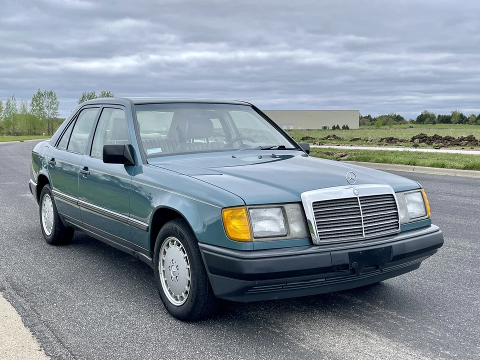 1989 Mercedes-Benz W124 E-Class - Image 4 of 31