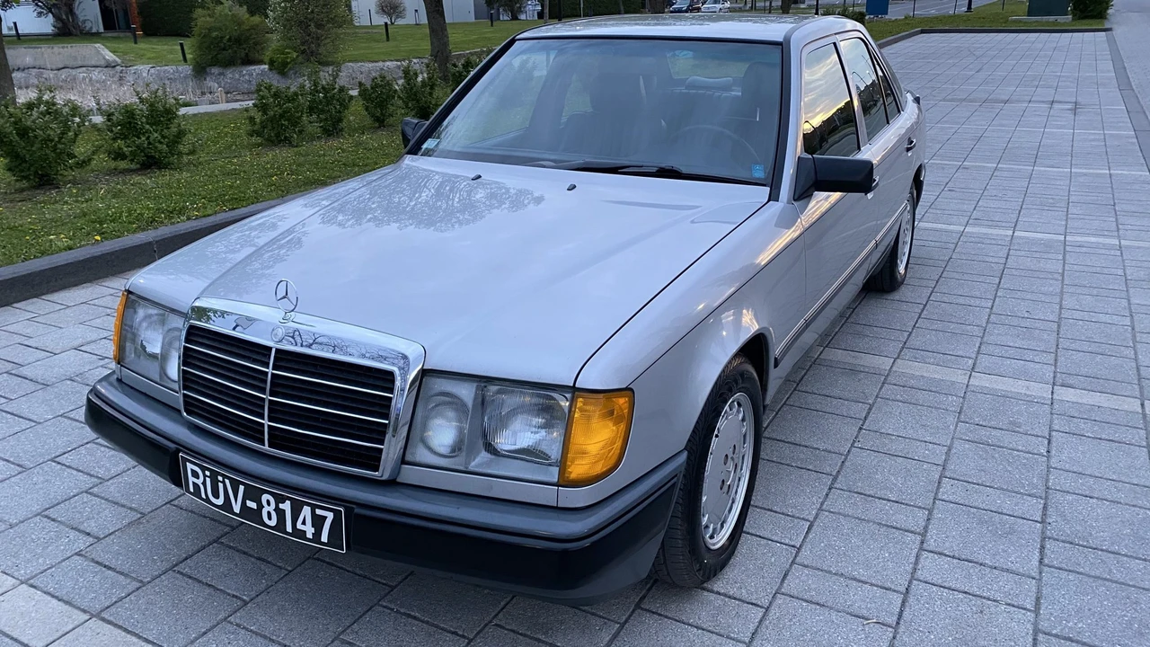 1989 Mercedes-Benz W124 E-Class - Image 27 of 31