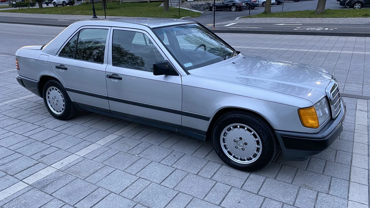 1989 Mercedes-Benz W124 E-Class - Image 21 of 31
