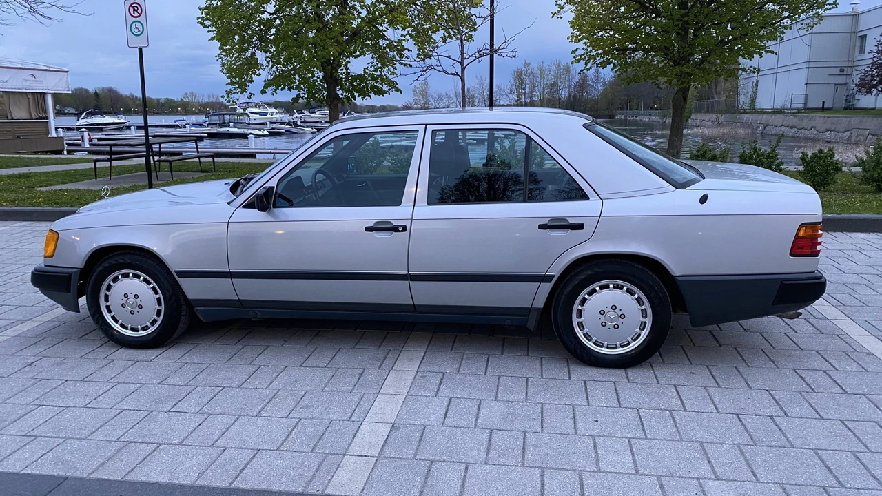 1989 Mercedes-Benz W124 E-Class - Image 8 of 31