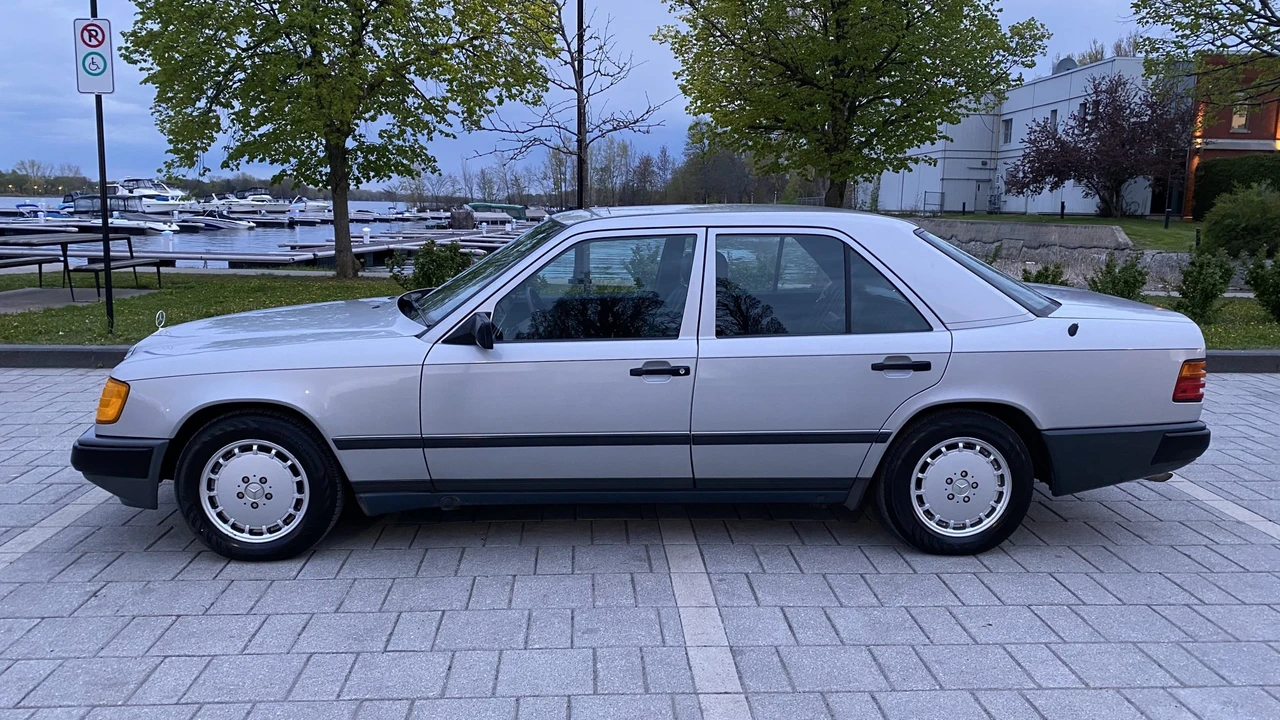 1989 Mercedes-Benz W124 E-Class - Image 7 of 31