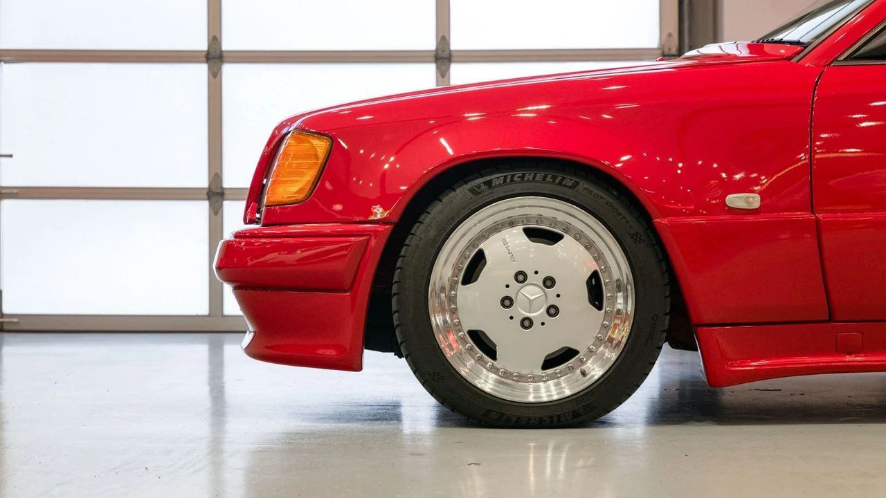 1989 Mercedes-Benz W124 E-Class - Image 14 of 31