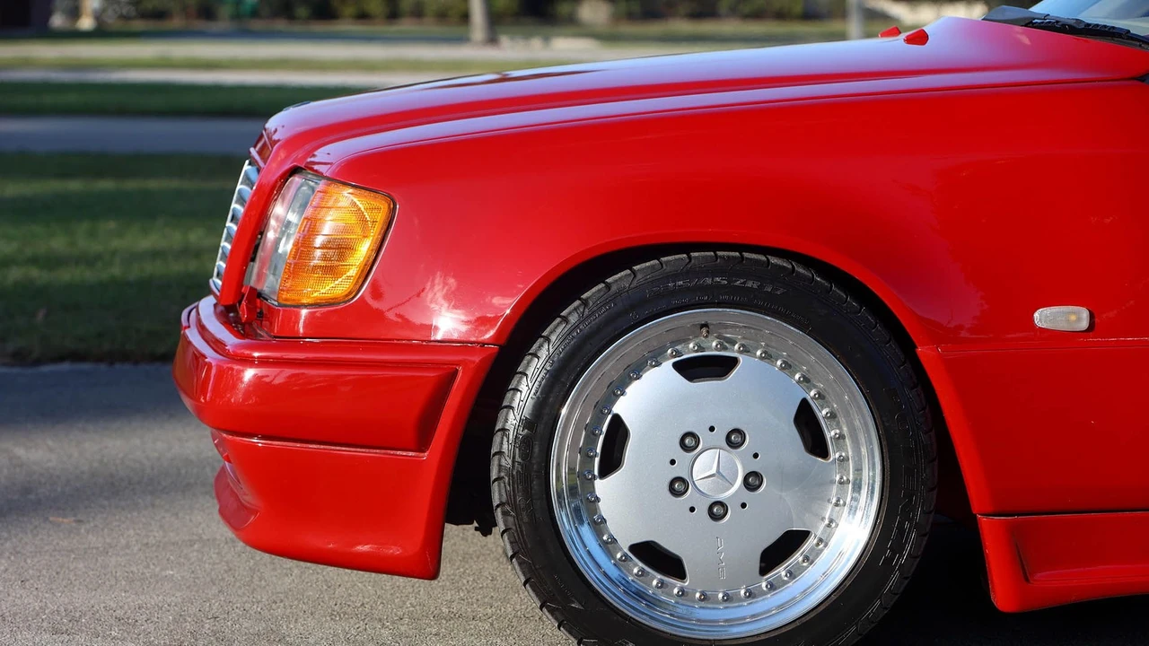 1989 Mercedes-Benz W124 E-Class - Image 25 of 31