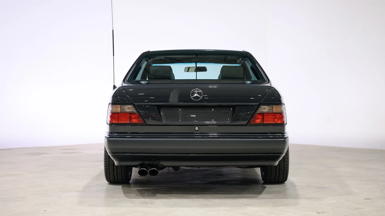 1989 Mercedes-Benz W124 E-Class - Image 3 of 31