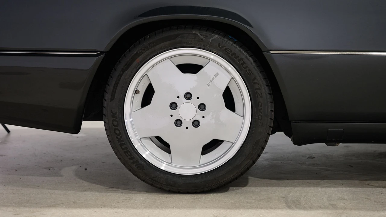 1989 Mercedes-Benz W124 E-Class - Image 27 of 31