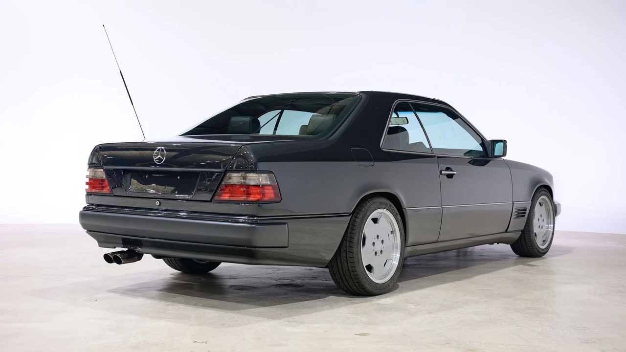 1989 Mercedes-Benz W124 E-Class - Image 16 of 31