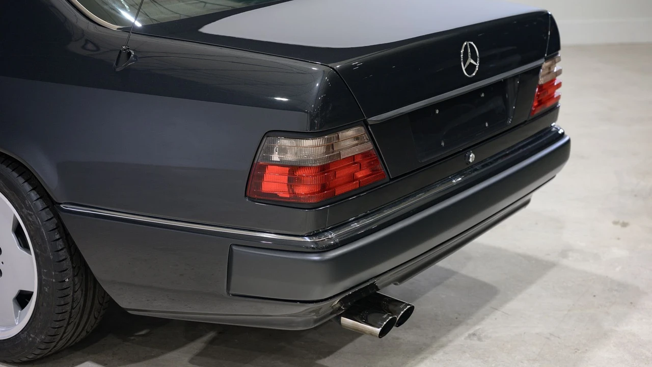1989 Mercedes-Benz W124 E-Class - Image 25 of 31