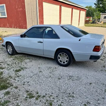 1989 Mercedes-Benz 300 CE Coupe