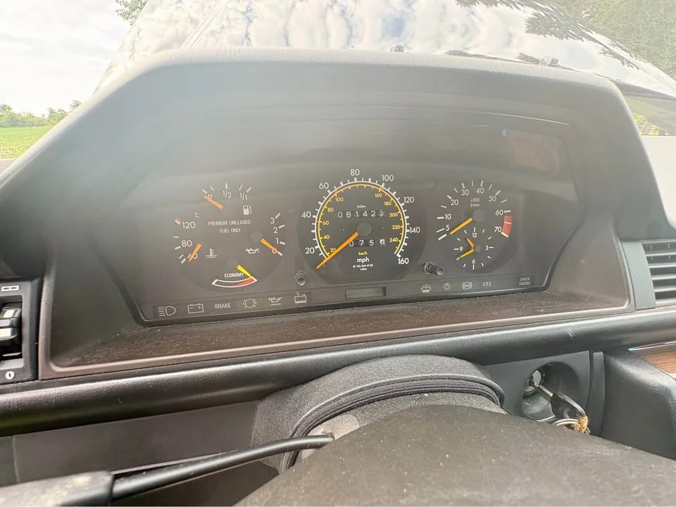 1989 Mercedes-Benz W124 E-Class - Image 17 of 20