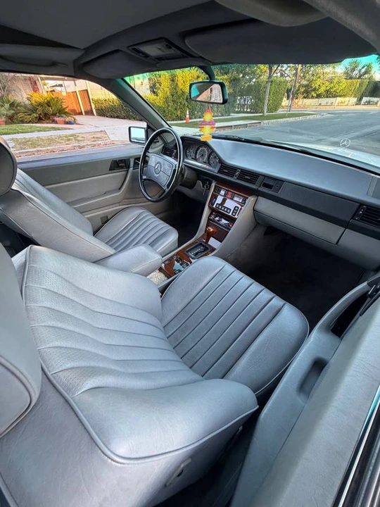 1989 Mercedes-Benz W124 E-Class - Image 15 of 16