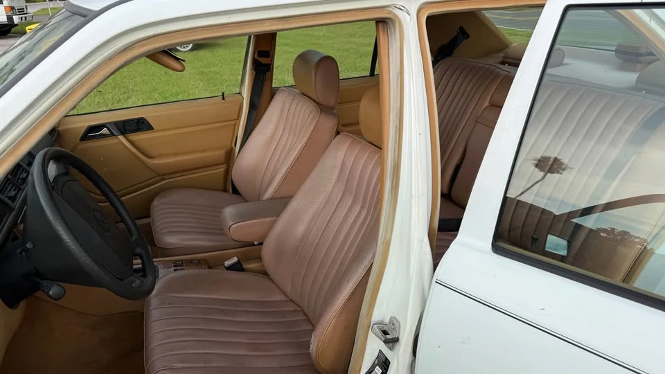 1989 Mercedes-Benz W124 E-Class - Image 5 of 10