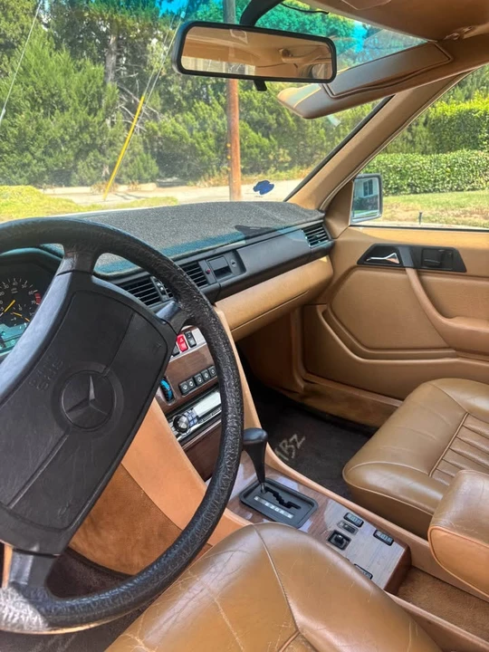 1989 Mercedes-Benz W124 E-Class - Image 7 of 8