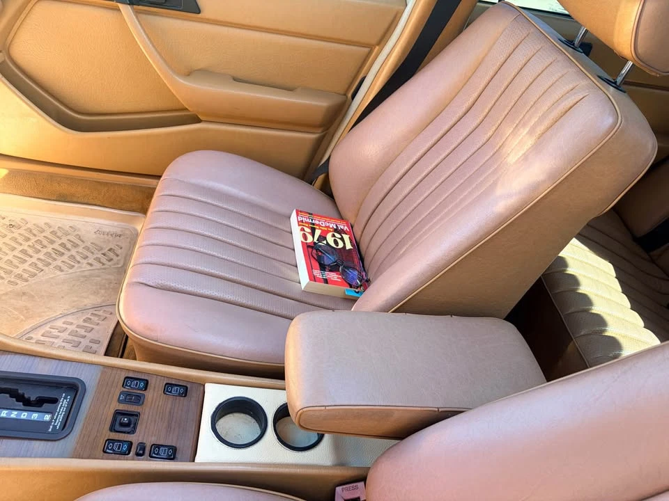 1989 Mercedes-Benz W124 E-Class - Image 12 of 13