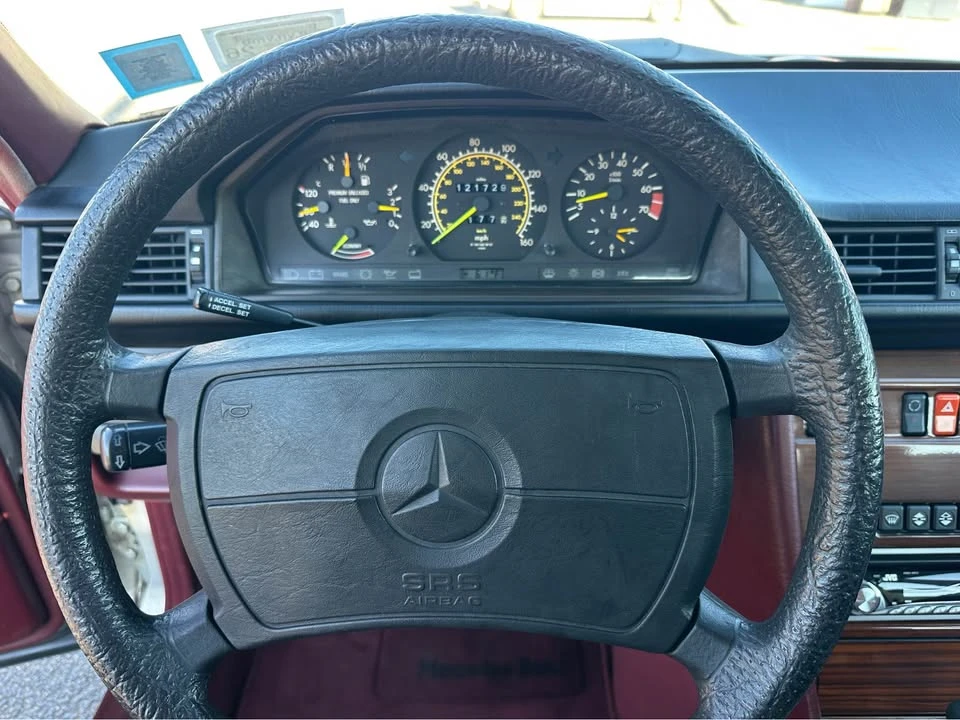1989 Mercedes-Benz W124 E-Class - Image 8 of 20