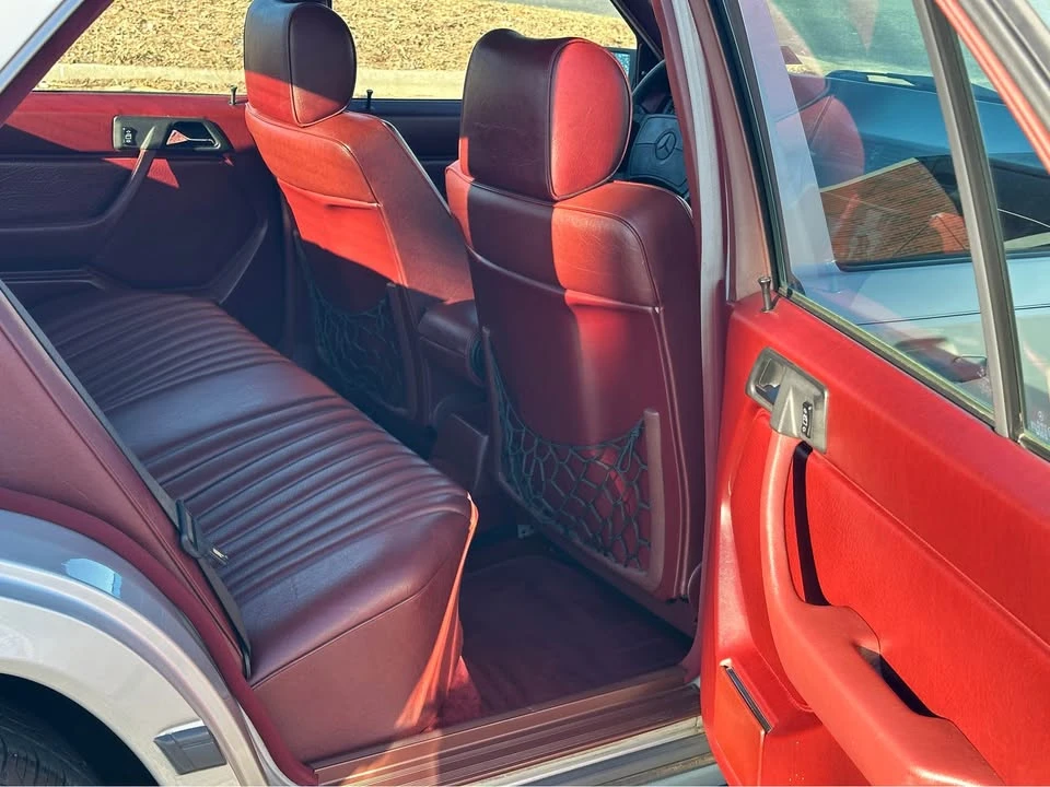 1989 Mercedes-Benz W124 E-Class - Image 12 of 20