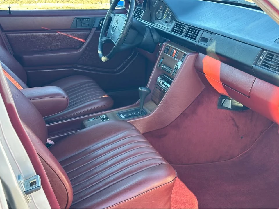 1989 Mercedes-Benz W124 E-Class - Image 19 of 20