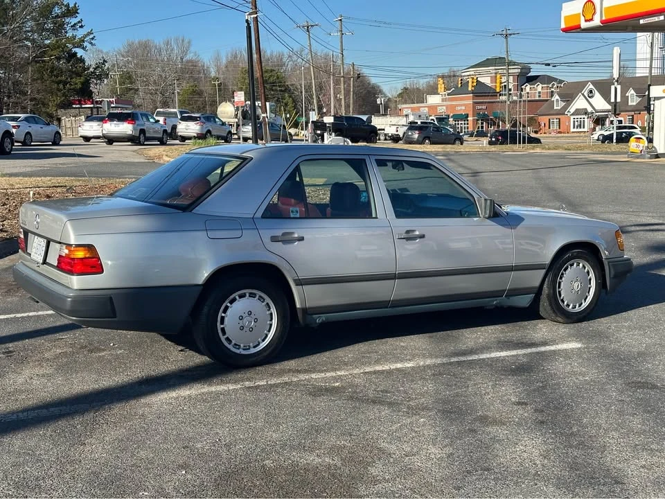 1989 Mercedes-Benz W124 E-Class - Image 3 of 20