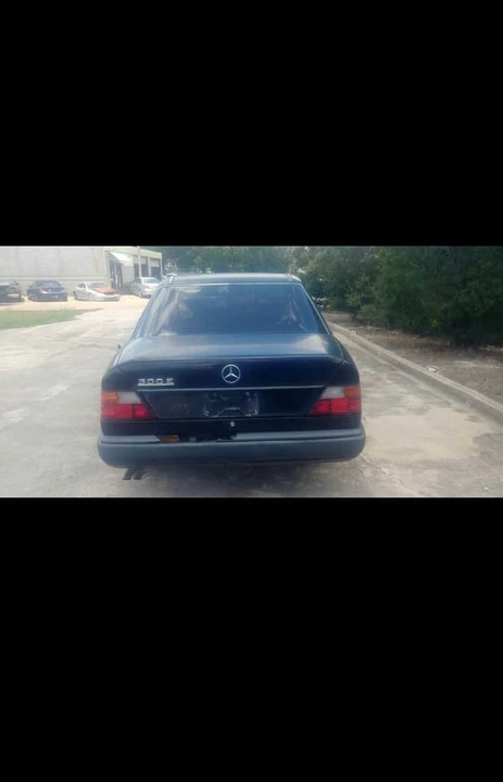 1989 Mercedes-Benz W124 E-Class - Image 5 of 10