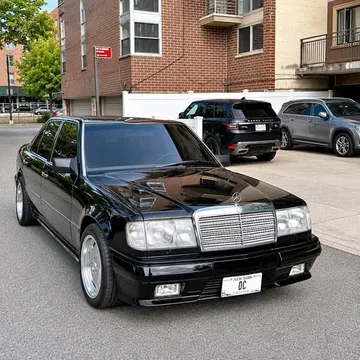 1989 Mercedes-Benz 300E Sedan