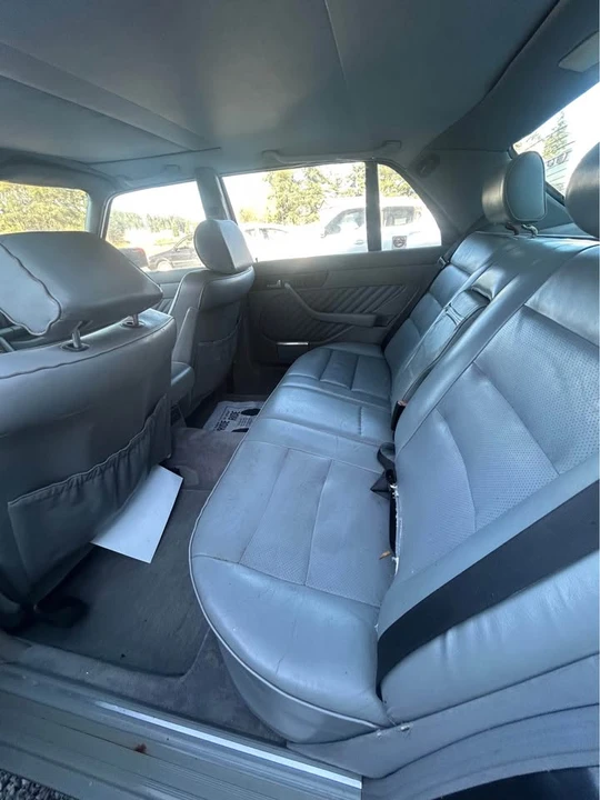 1989 Mercedes-Benz W124 E-Class - Image 6 of 15
