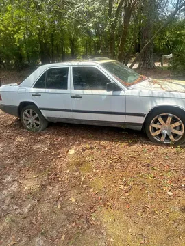 1989 Mercedes-Benz 300E