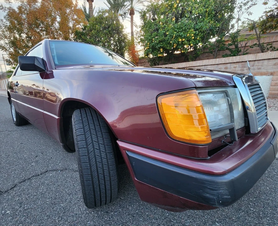 1989 Mercedes-Benz W124 E-Class - Image 10 of 21
