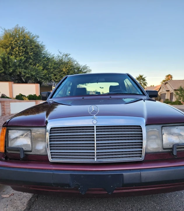 1989 Mercedes-Benz W124 E-Class - Image 2 of 21