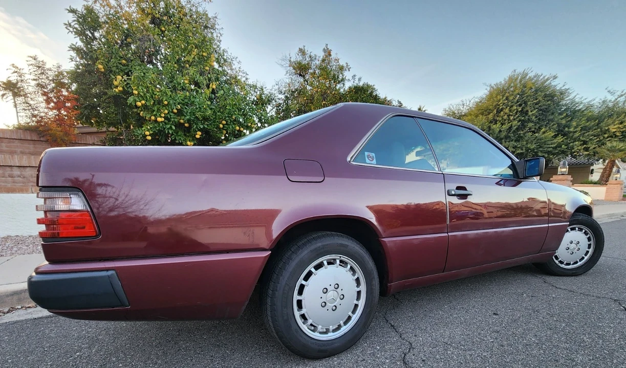 1989 Mercedes-Benz W124 E-Class - Image 9 of 21