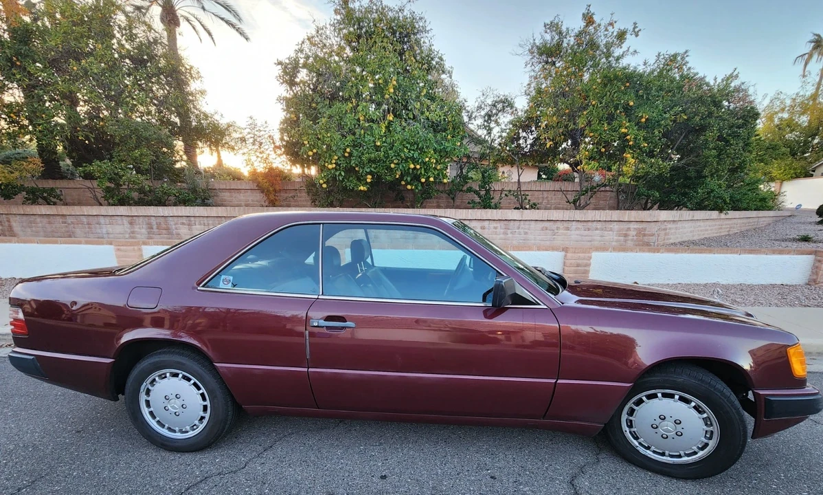 1989 Mercedes-Benz W124 E-Class - Image 14 of 21