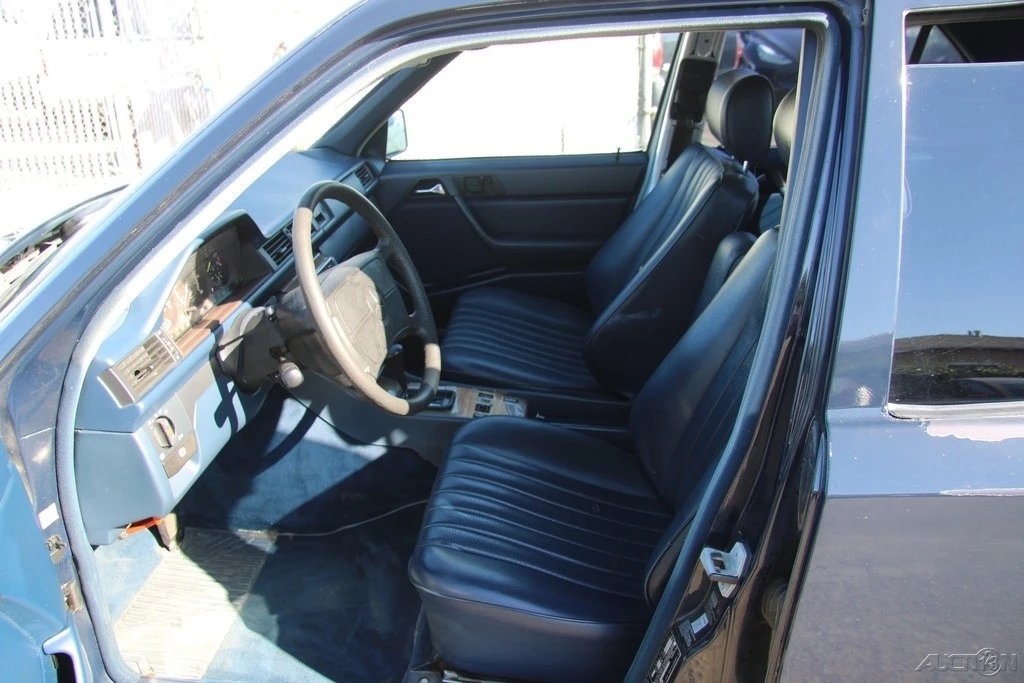 1989 Mercedes-Benz W124 E-Class - Image 14 of 21