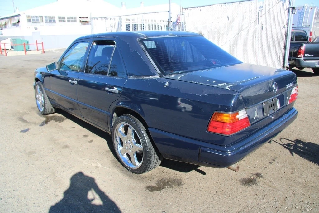 1989 Mercedes-Benz W124 E-Class - Image 5 of 21
