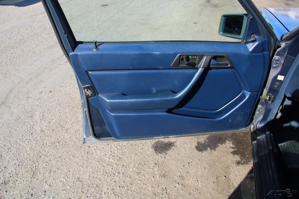 1989 Mercedes-Benz W124 E-Class - Image 13 of 21