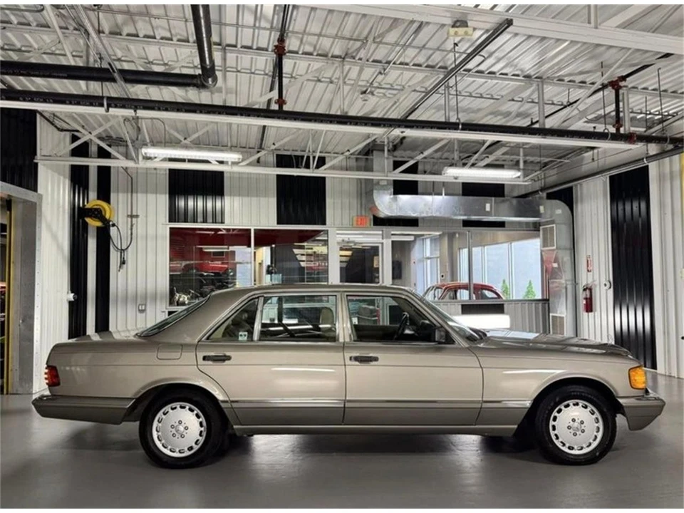 1989 Mercedes-Benz W120 & W121 - Image 8 of 19
