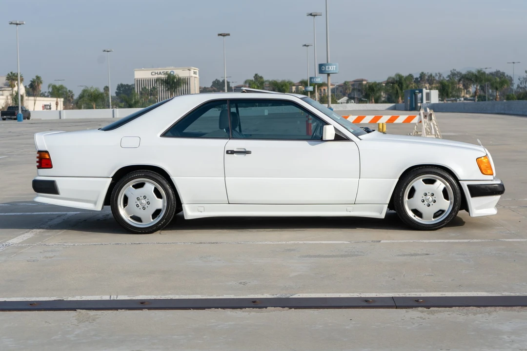 1989 Mercedes-Benz W124 E-Class - Image 8 of 31