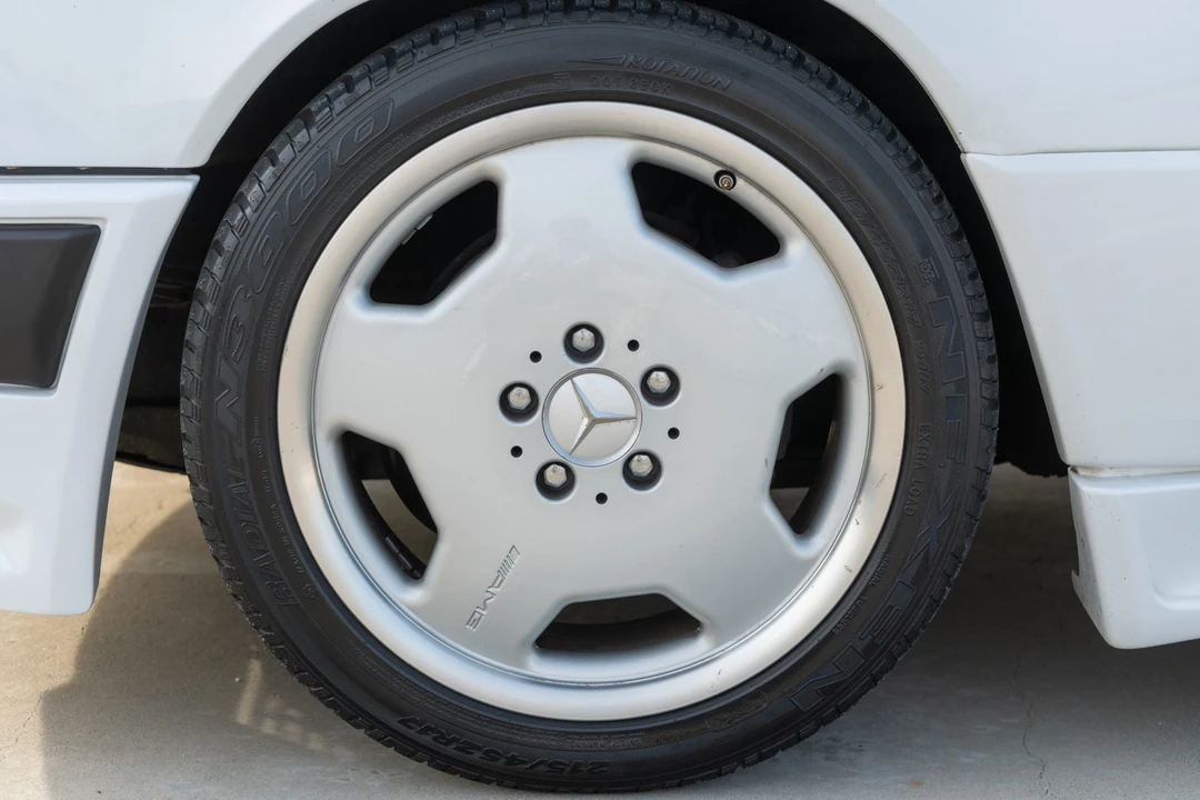 1989 Mercedes-Benz W124 E-Class - Image 29 of 31