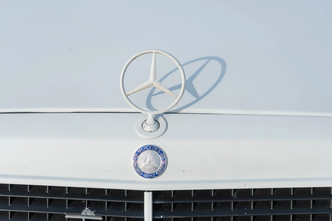 1989 Mercedes-Benz W124 E-Class - Image 17 of 31