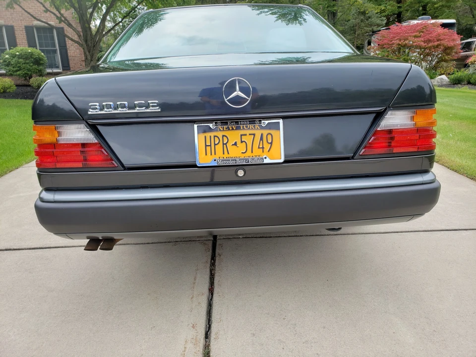 1989 Mercedes-Benz W124 E-Class - Image 5 of 31