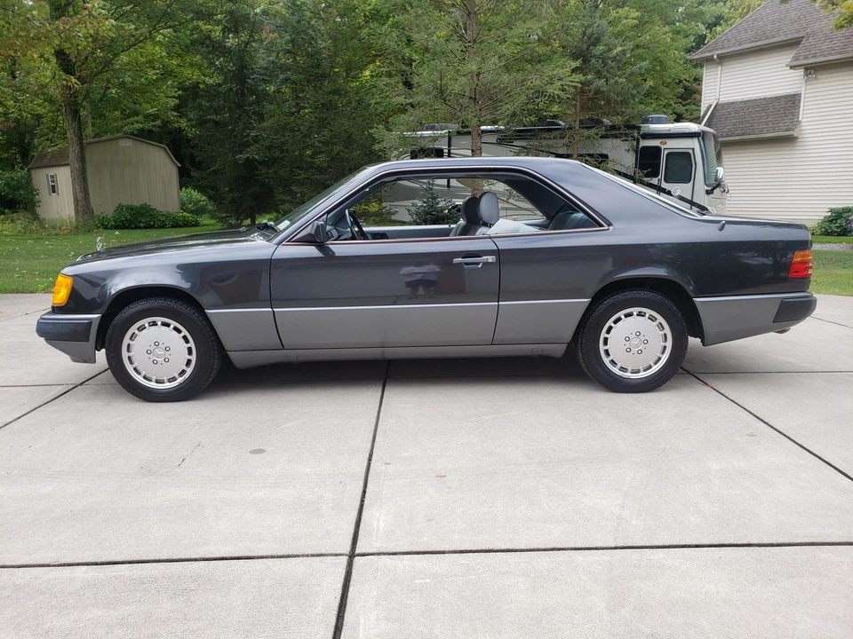 1989 Mercedes-Benz W124 E-Class - Image 18 of 31