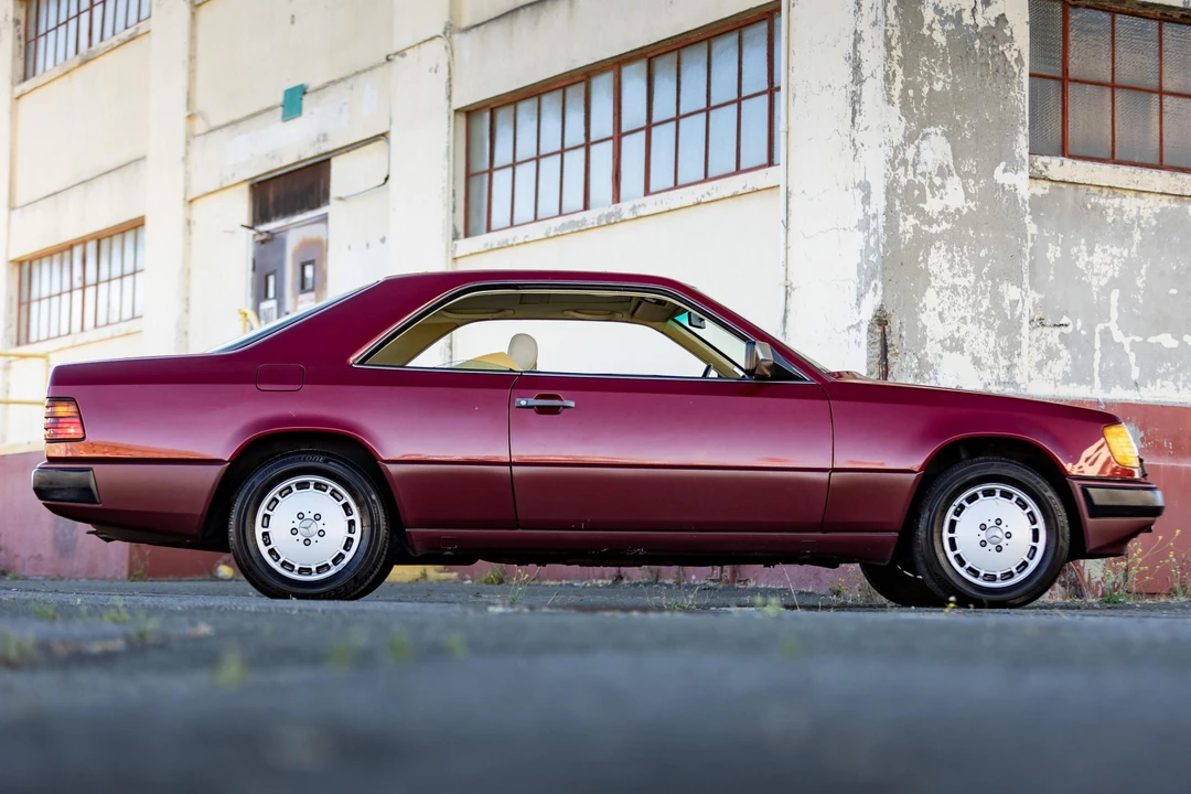 1989 Mercedes-Benz W124 E-Class - Image 3 of 31
