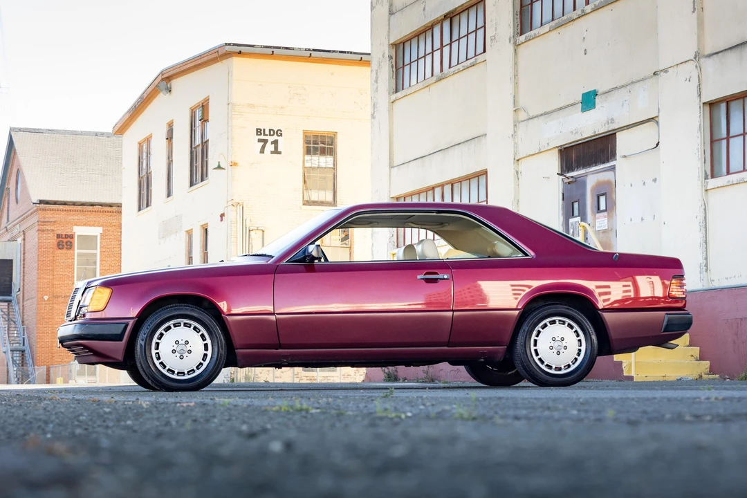 1989 Mercedes-Benz W124 E-Class - Image 12 of 31