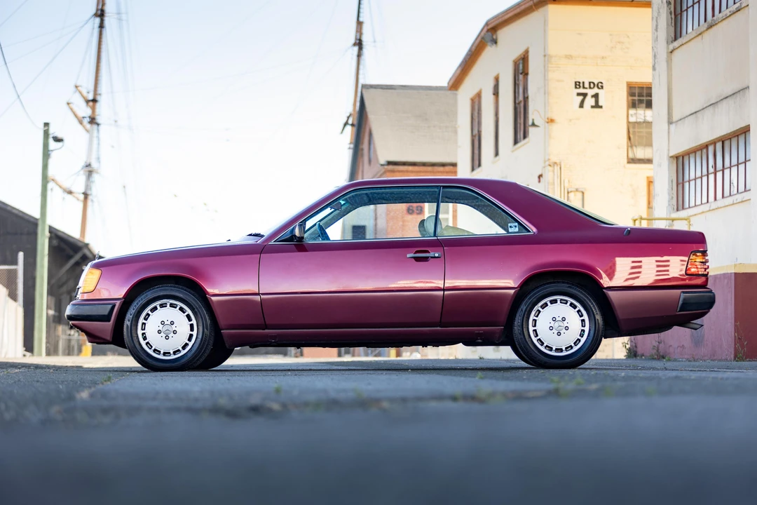 1989 Mercedes-Benz W124 E-Class - Image 13 of 31
