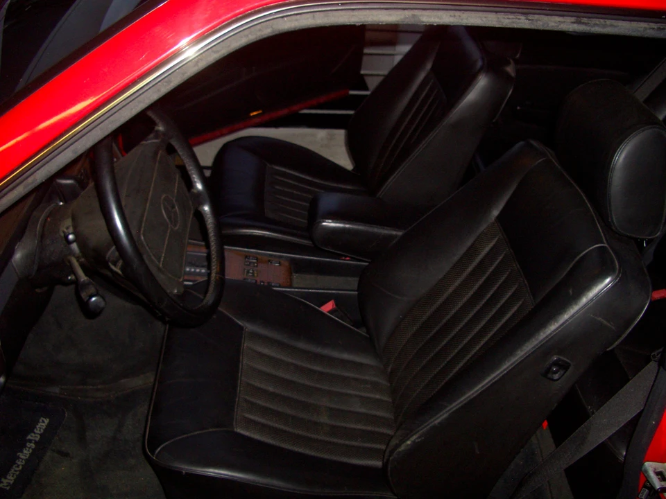 1989 Mercedes-Benz W124 E-Class - Image 14 of 31