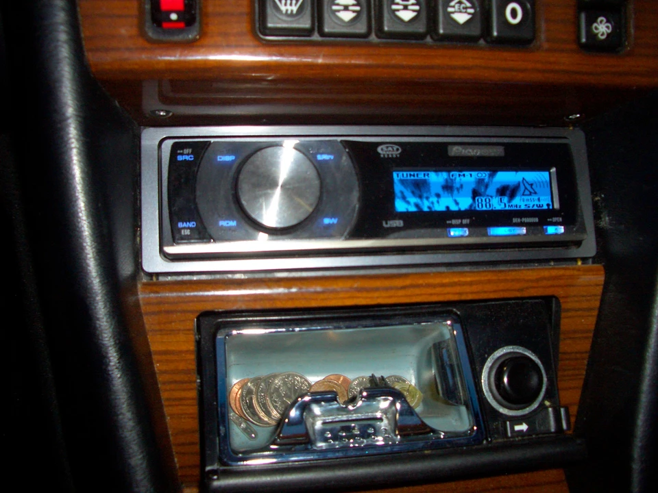 1989 Mercedes-Benz W124 E-Class - Image 25 of 31