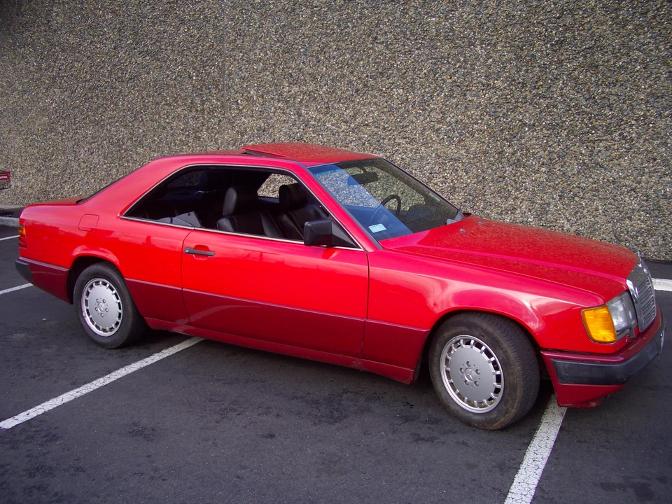 1989 Mercedes-Benz W124 E-Class - Image 3 of 31