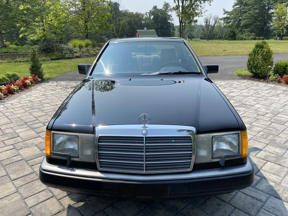 1989 Mercedes-Benz W124 E-Class - Image 3 of 31